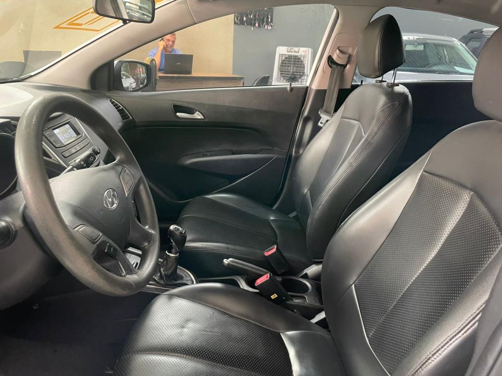 HYUNDAI HB 20 Hatch - Foto