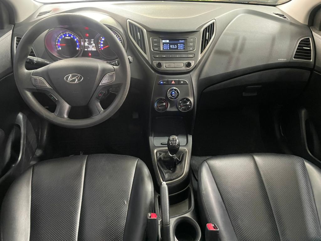 HYUNDAI HB 20 Hatch - Foto