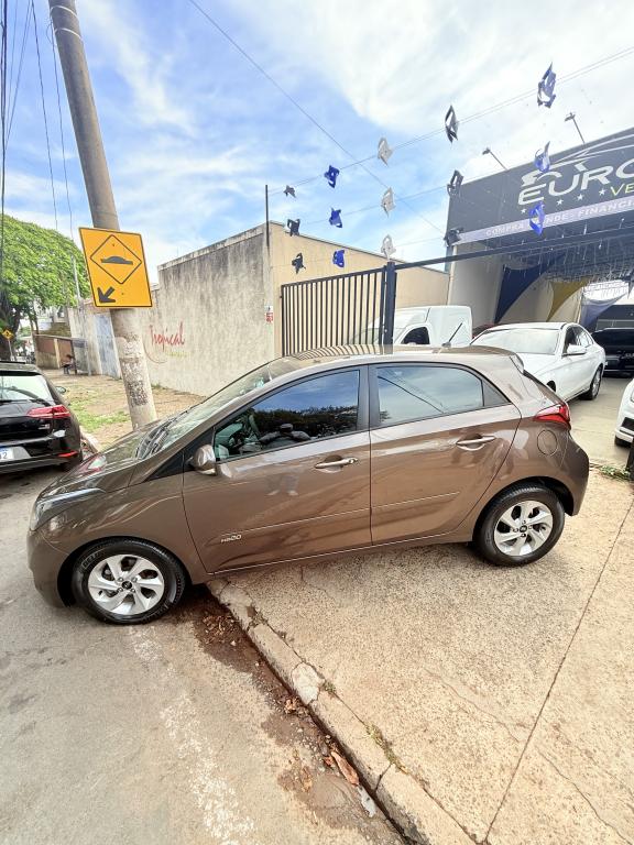 HYUNDAI HB 20 Hatch - Foto