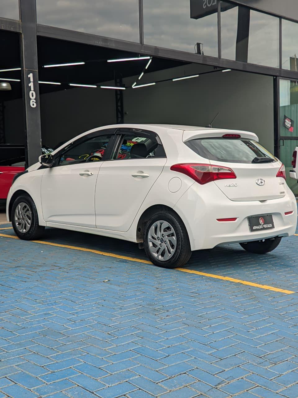 HYUNDAI HB 20 Hatch - Foto