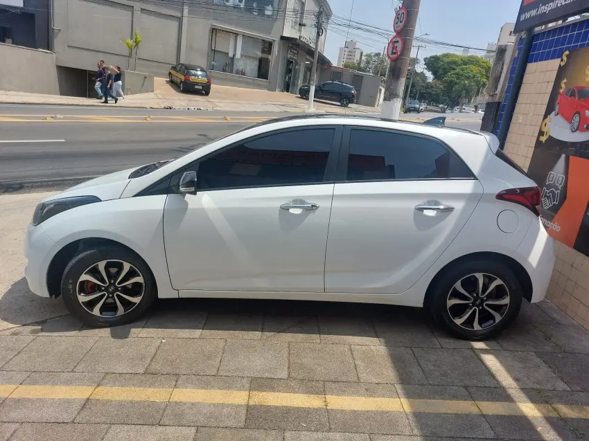 HYUNDAI HB 20 Hatch - Foto
