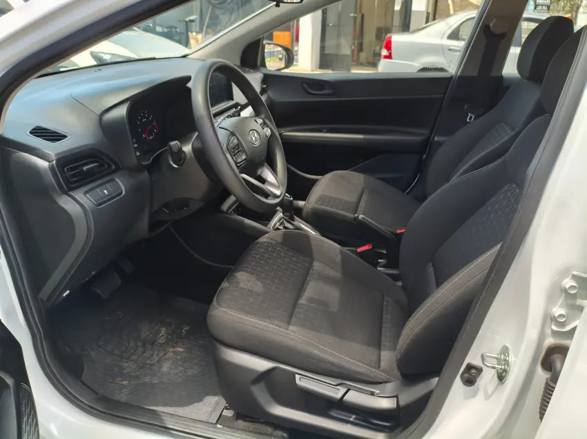 HYUNDAI HB 20 Hatch - Foto