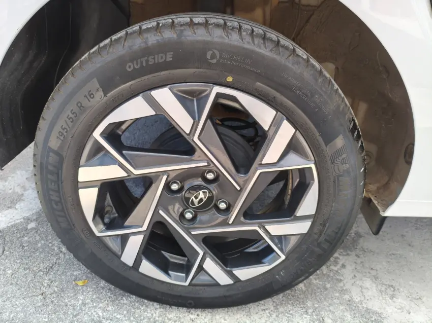 HYUNDAI HB 20 Hatch - Foto