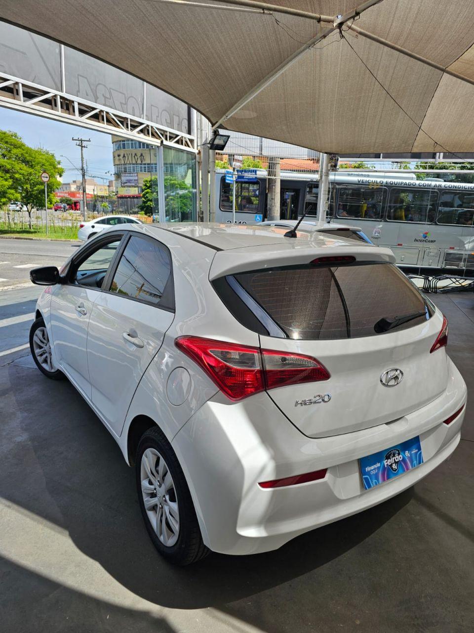 HYUNDAI HB 20 Hatch - Foto