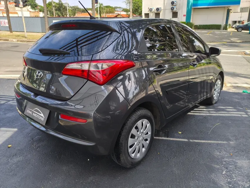 HYUNDAI HB 20 Hatch - Foto