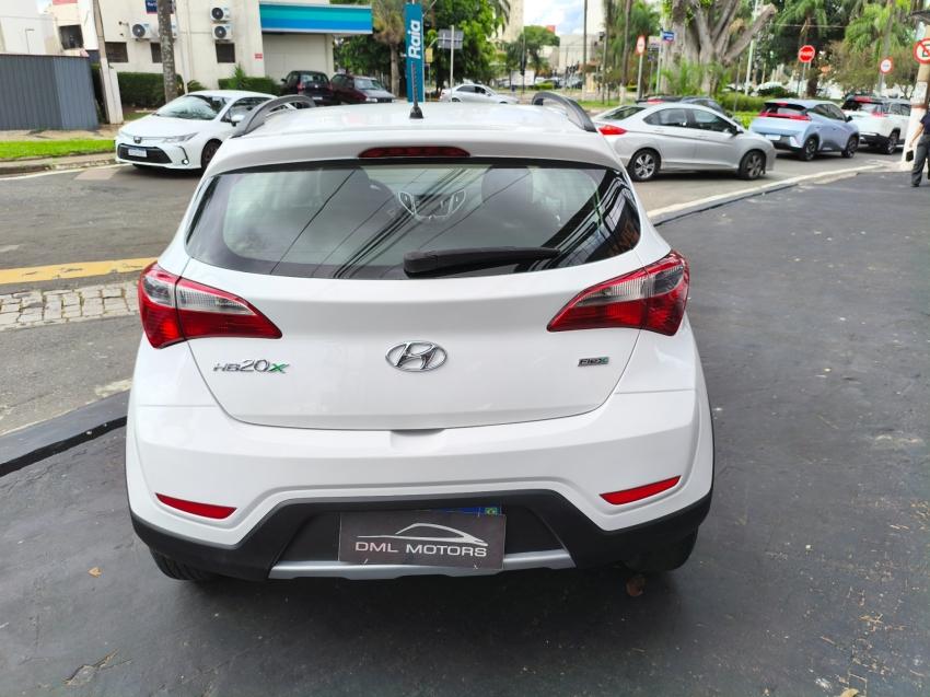 HYUNDAI HB 20 Hatch X - Foto