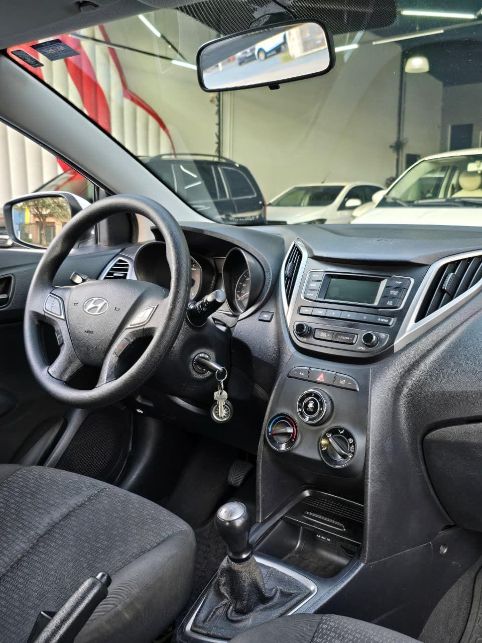 HYUNDAI HB 20 Hatch - Foto