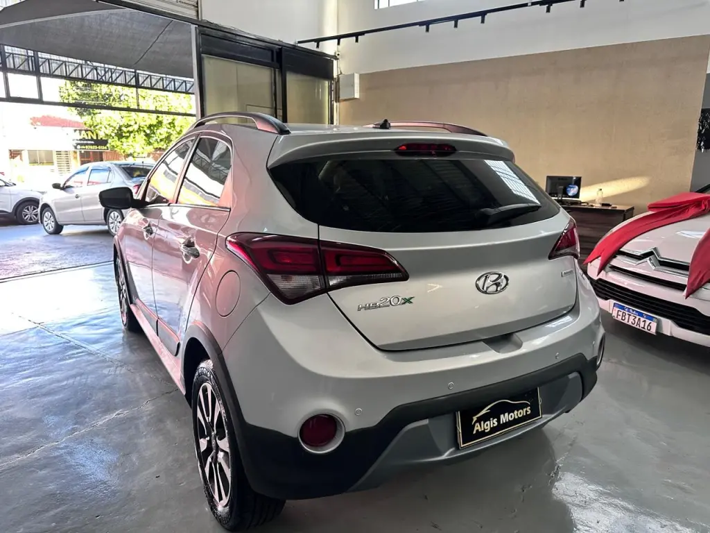 HYUNDAI HB 20 Hatch - Foto