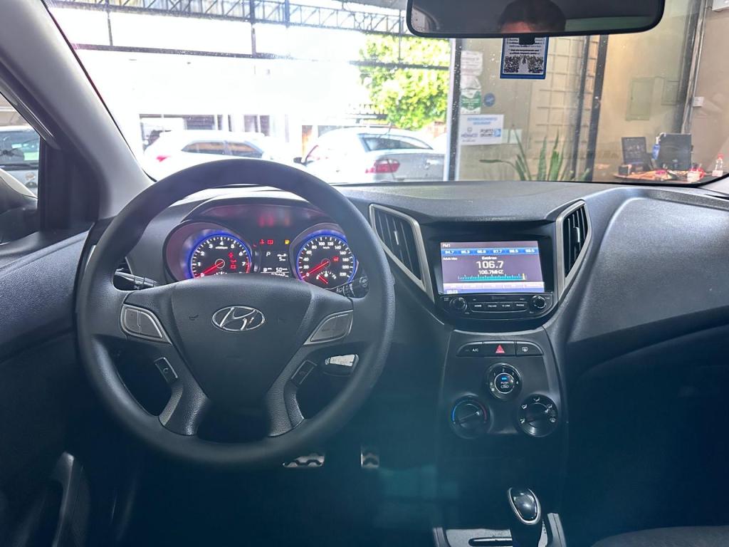 HYUNDAI HB 20 Hatch - Foto