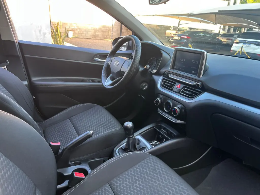 HYUNDAI HB 20 Hatch - Foto