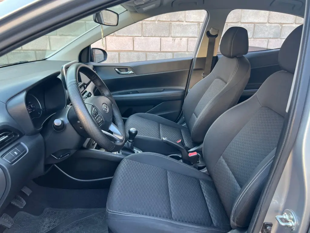 HYUNDAI HB 20 Hatch - Foto