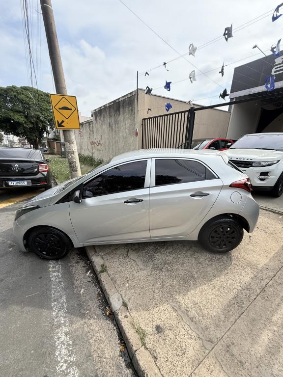 HYUNDAI HB 20 Hatch - Foto