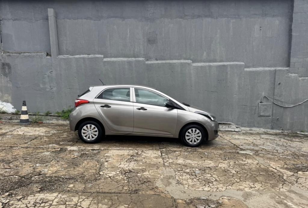 HYUNDAI HB 20 Hatch - Foto