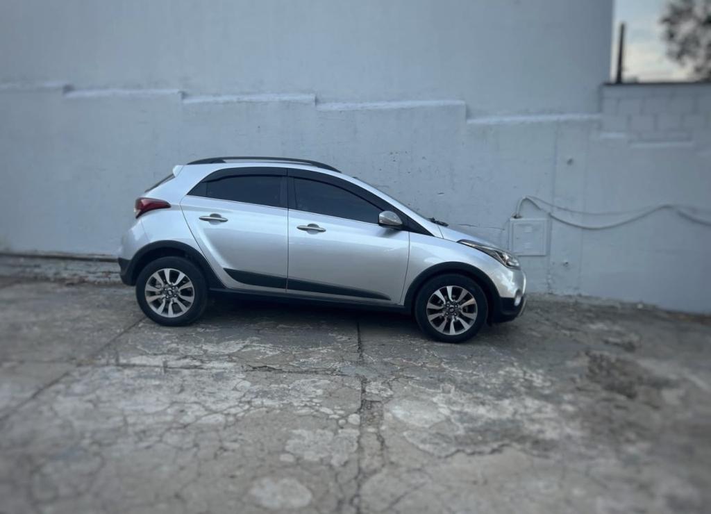 HYUNDAI HB 20 Hatch X - Foto