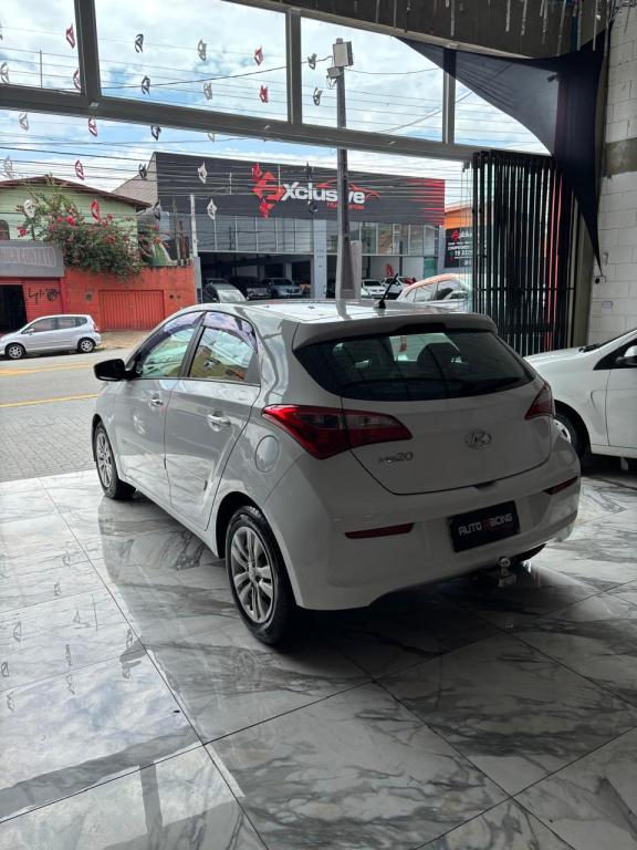 HYUNDAI HB 20 Hatch - Foto