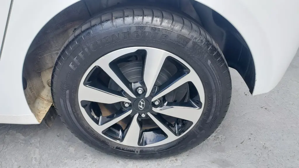 HYUNDAI HB 20 Hatch - Foto