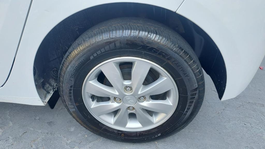 HYUNDAI HB 20 Hatch - Foto