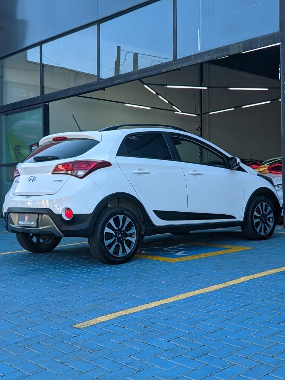 HYUNDAI HB 20 Hatch X - Foto