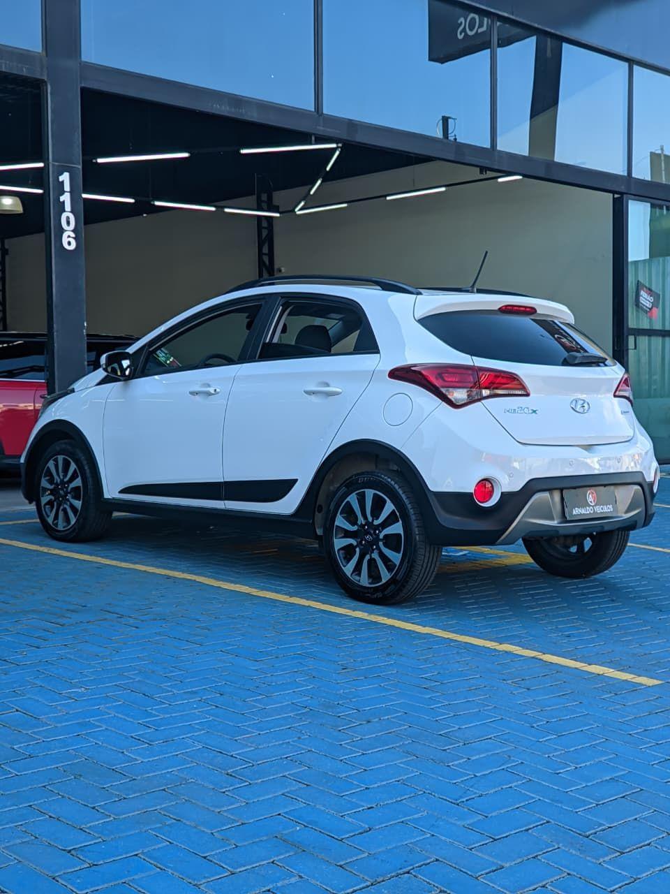 HYUNDAI HB 20 Hatch X - Foto