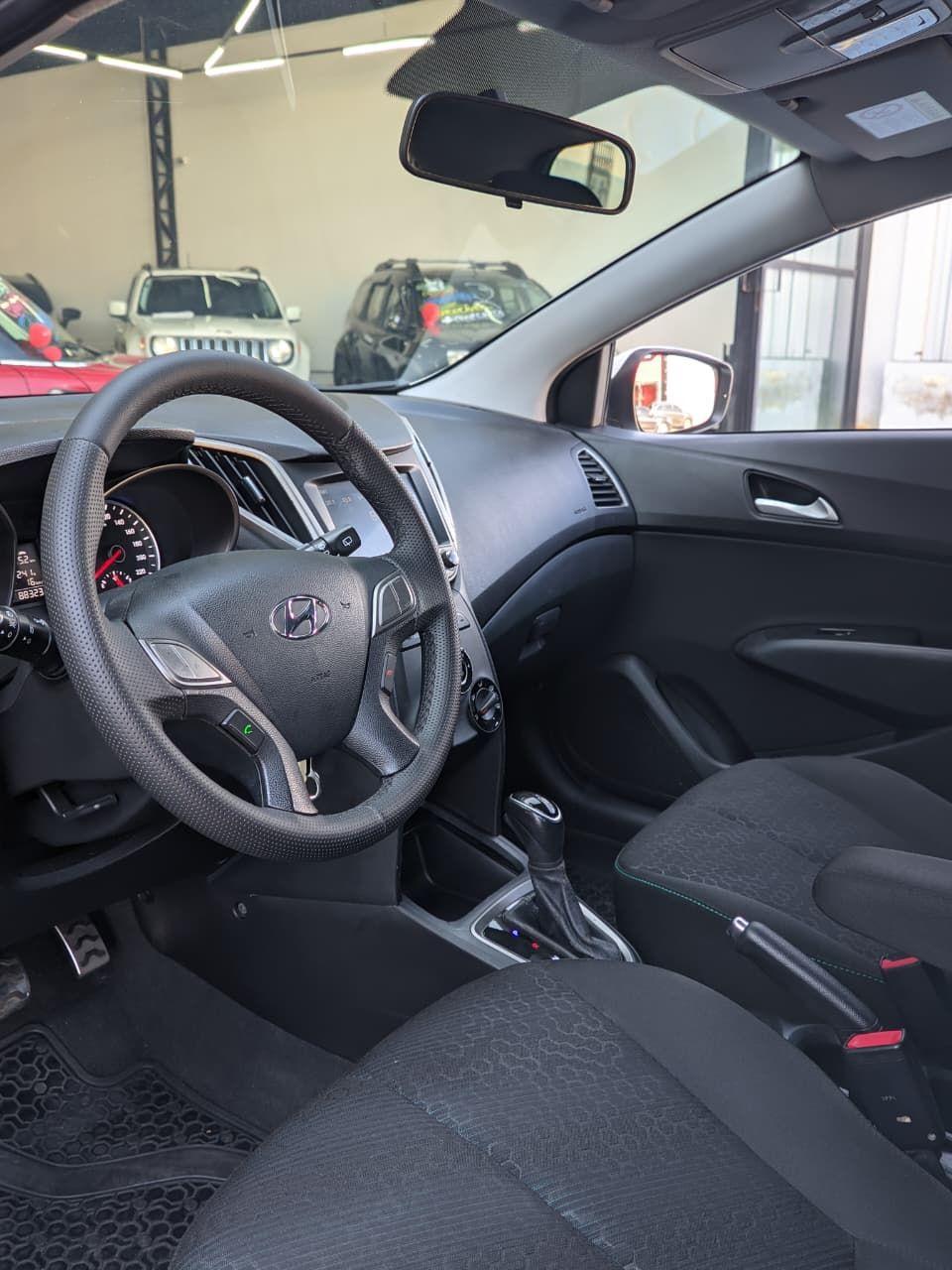 HYUNDAI HB 20 Hatch X - Foto