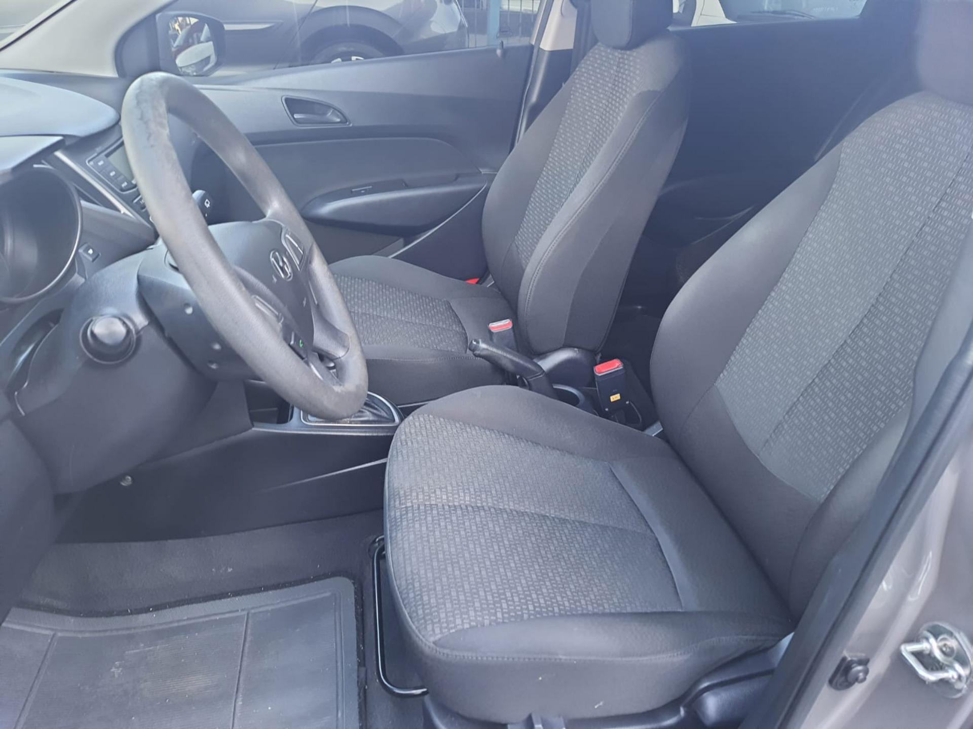 HYUNDAI HB 20 Hatch - Foto