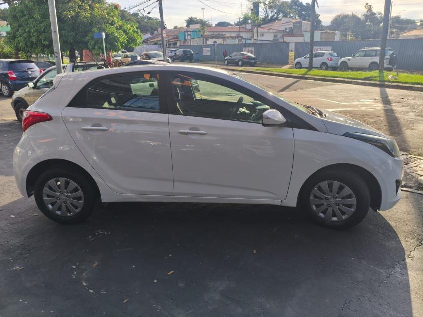 HYUNDAI HB 20 Hatch - Foto