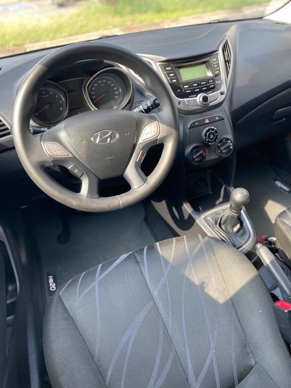 HYUNDAI HB 20 Hatch - Foto