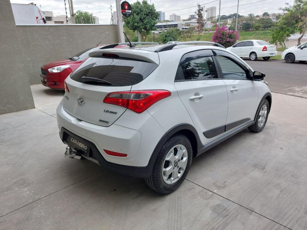 HYUNDAI HB 20 Hatch X - Foto