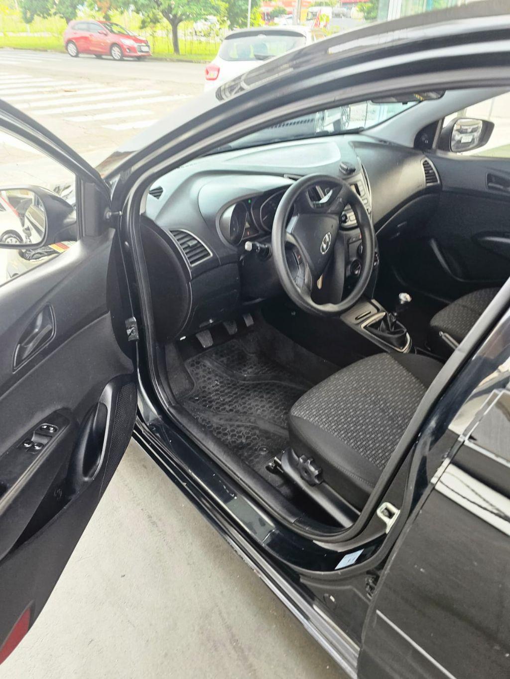 HYUNDAI HB 20 Hatch - Foto