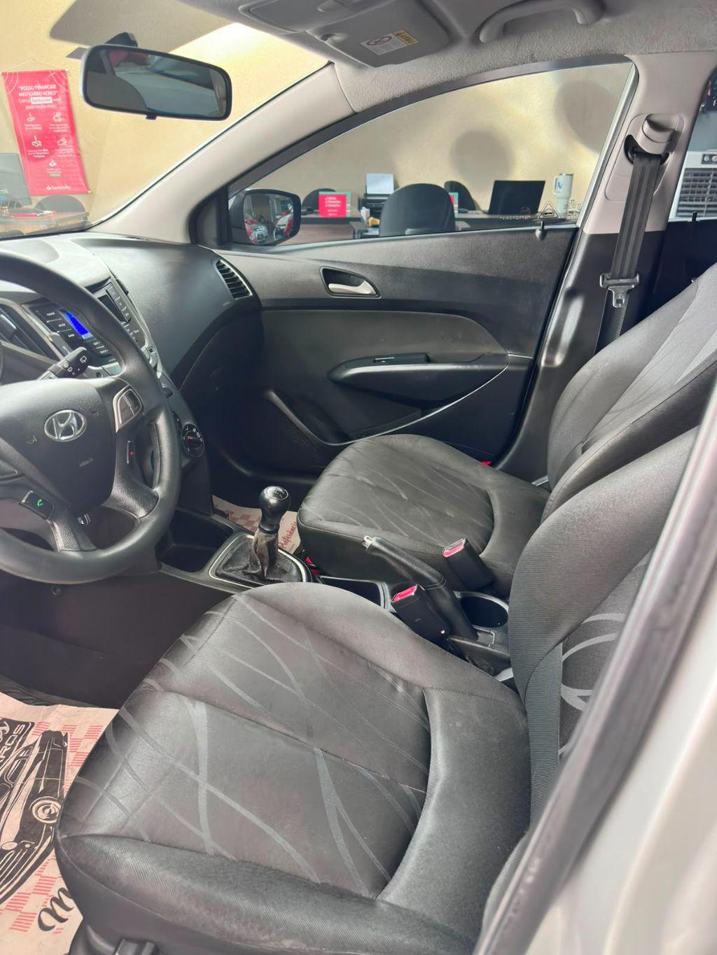 HYUNDAI HB 20 Hatch - Foto