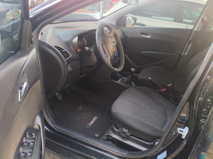 HYUNDAI HB 20 Hatch - Foto