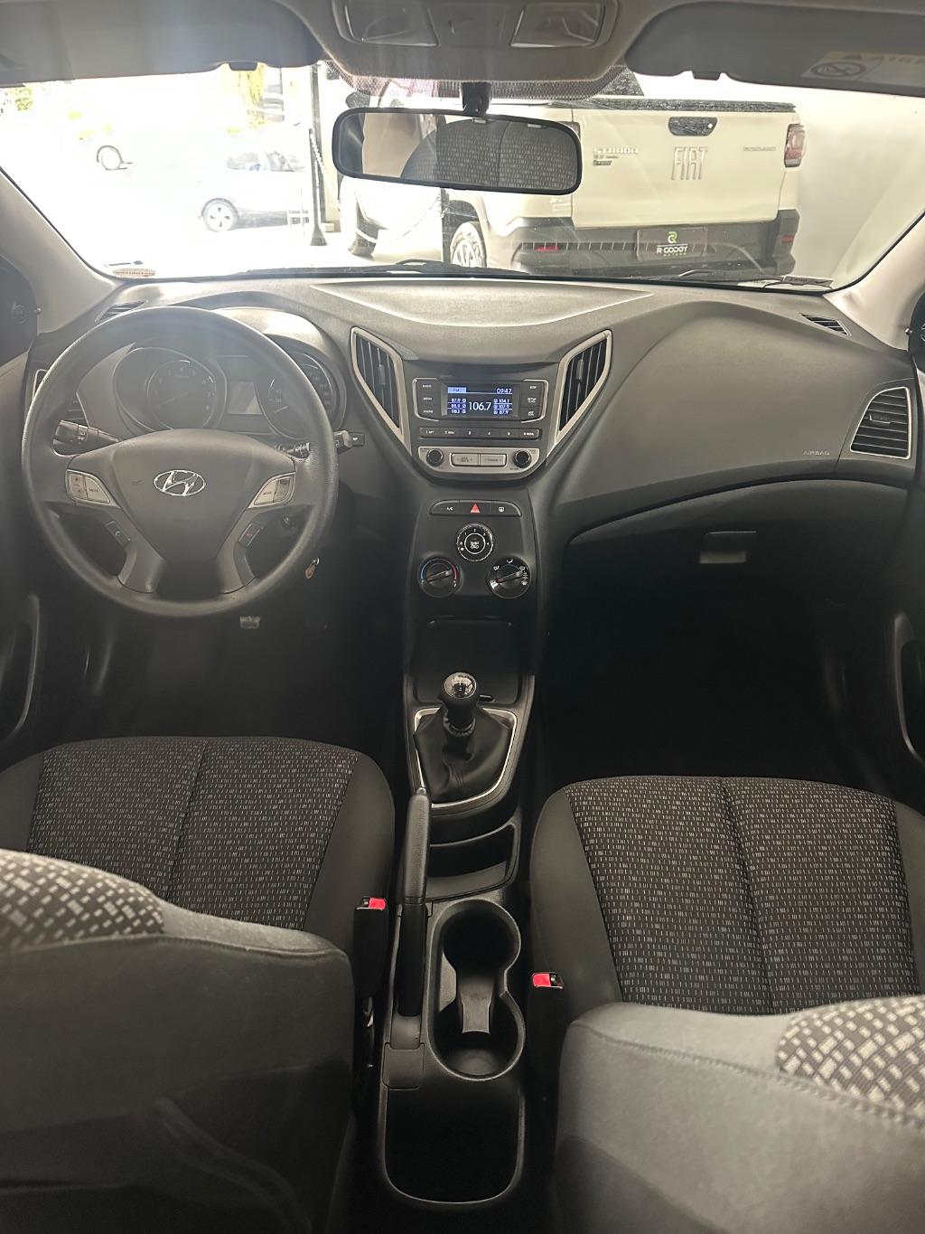 HYUNDAI HB 20 Hatch - Foto
