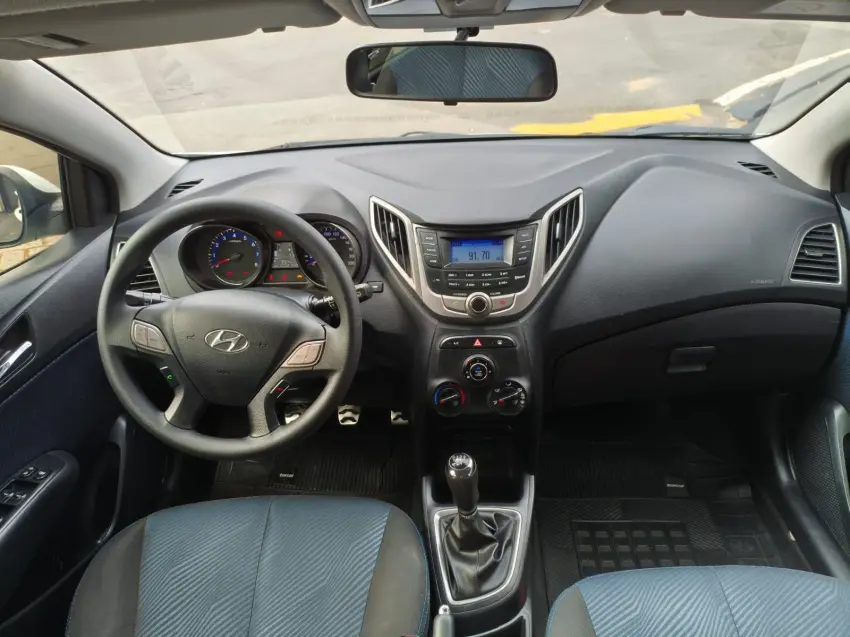 HYUNDAI HB 20 Hatch X - Foto