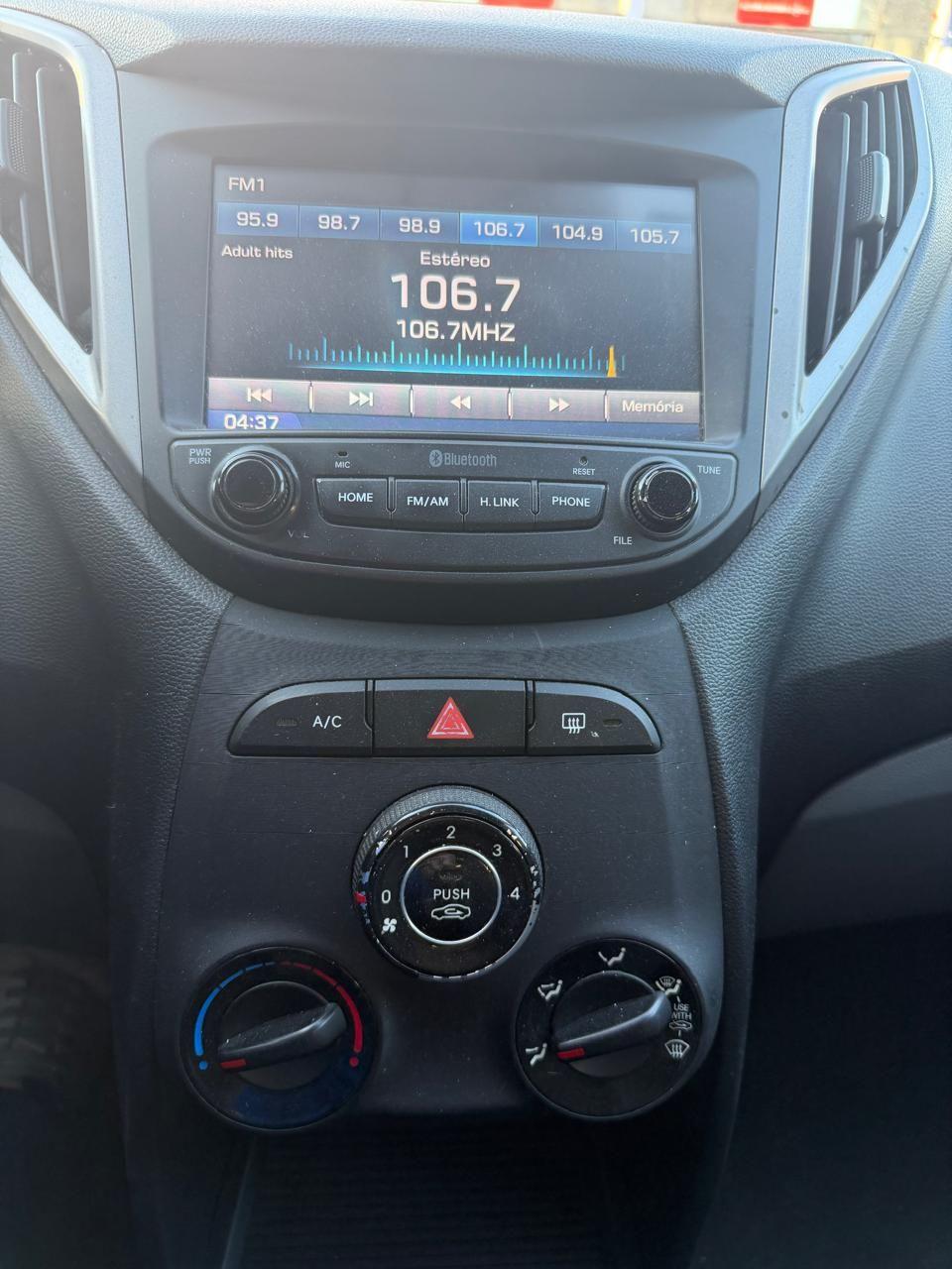 HYUNDAI HB 20 Hatch - Foto