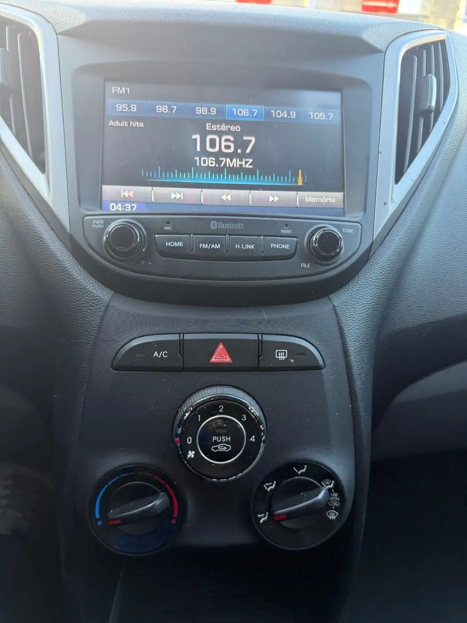 HYUNDAI HB 20 Hatch - Foto