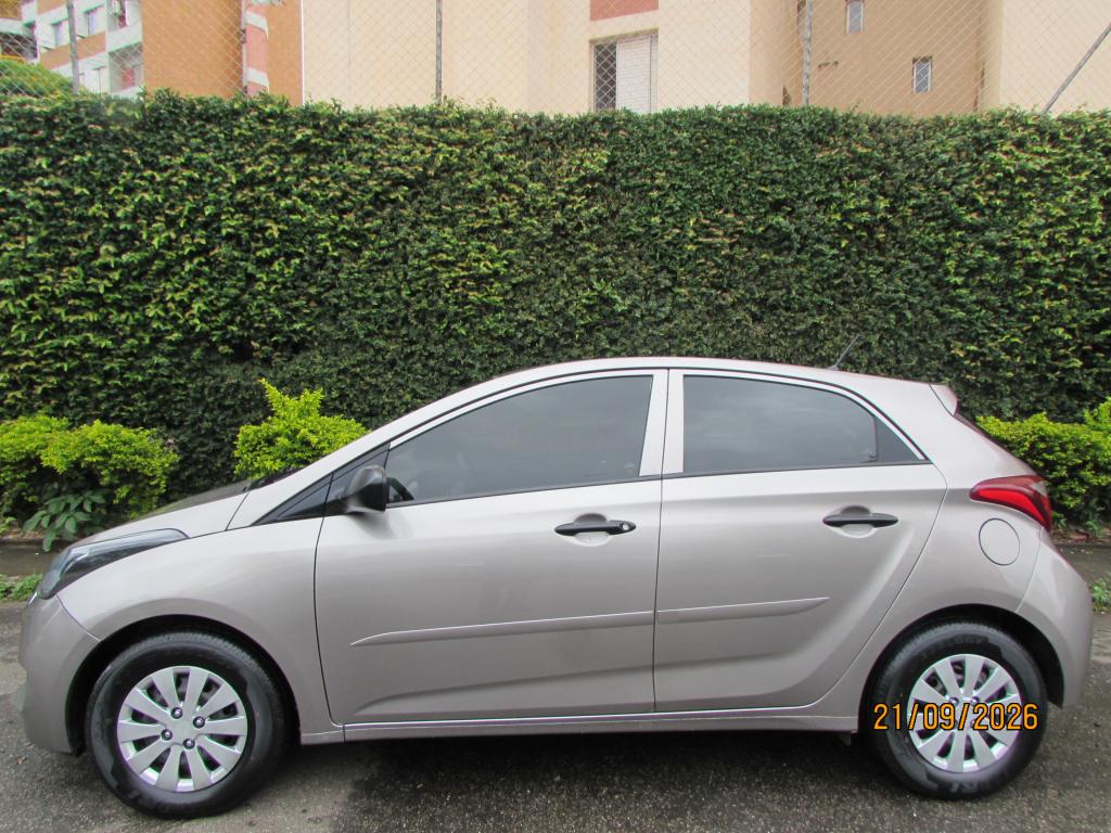 HYUNDAI HB 20 Hatch - Foto