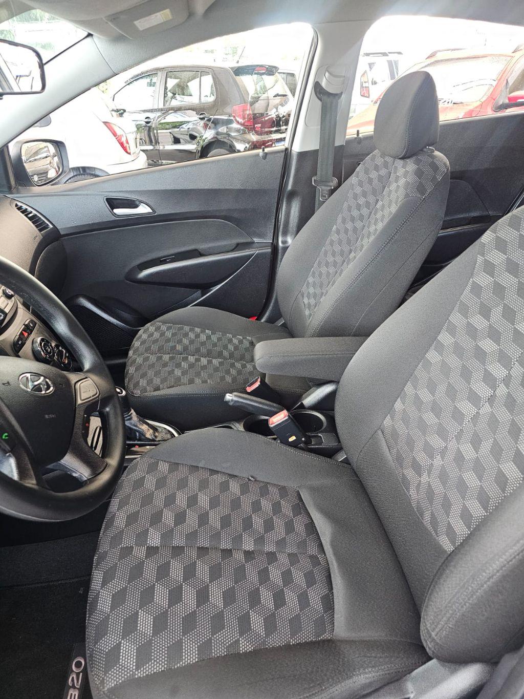 HYUNDAI HB 20 Hatch - Foto
