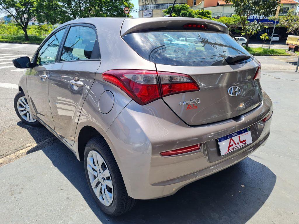 HYUNDAI HB 20 Hatch - Foto