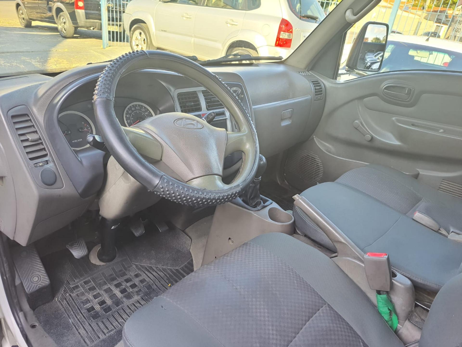 HYUNDAI HR - Miniatura