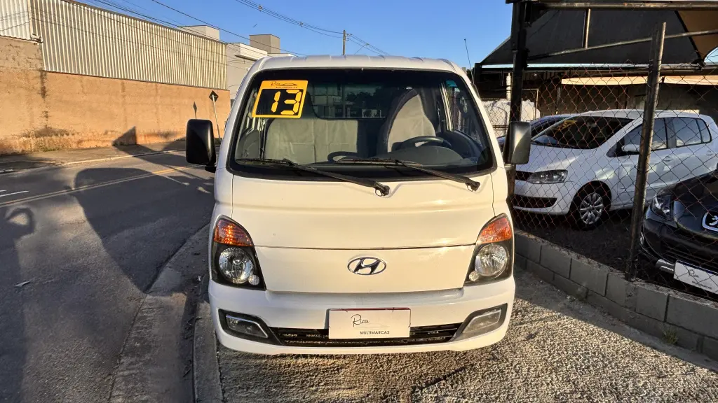HYUNDAI HR - Foto