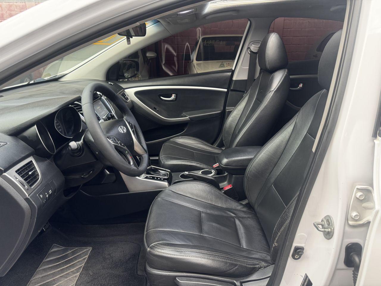 HYUNDAI I30 - Foto
