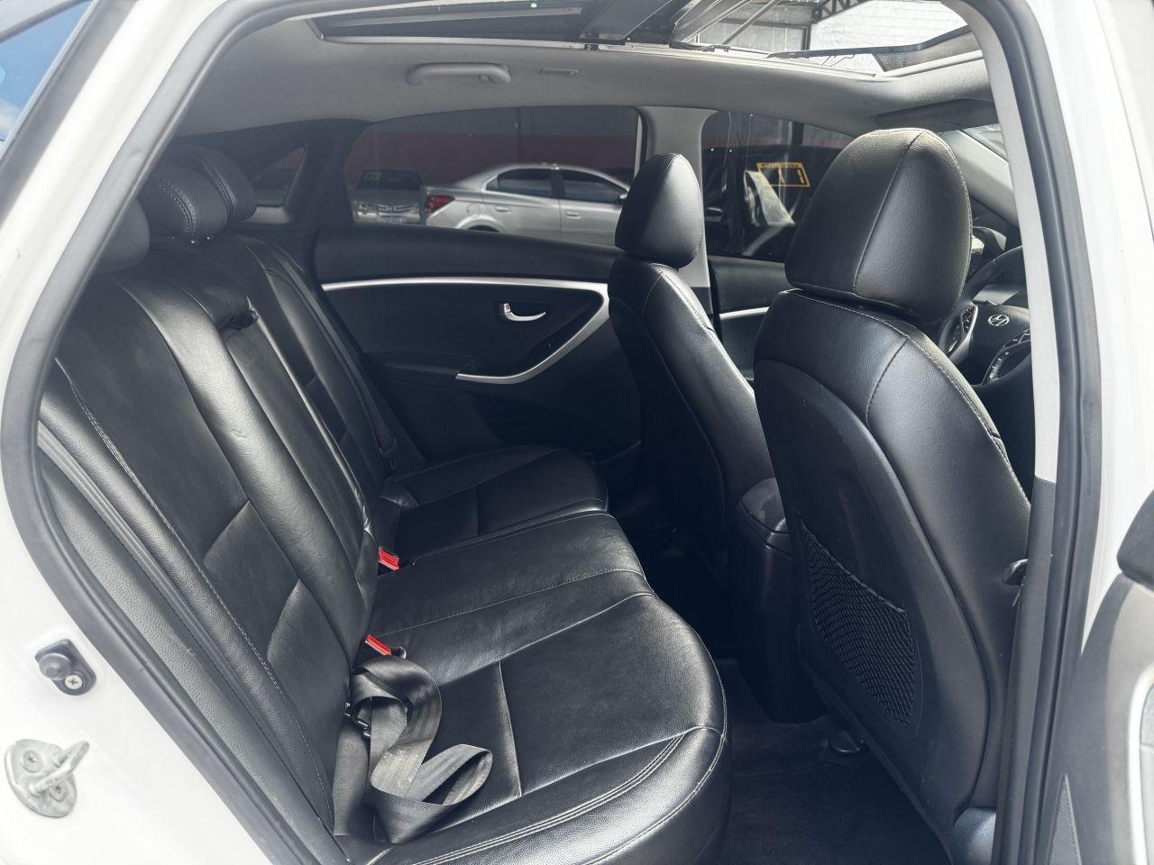 HYUNDAI I30 - Foto