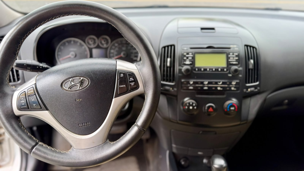 HYUNDAI I30 - Foto