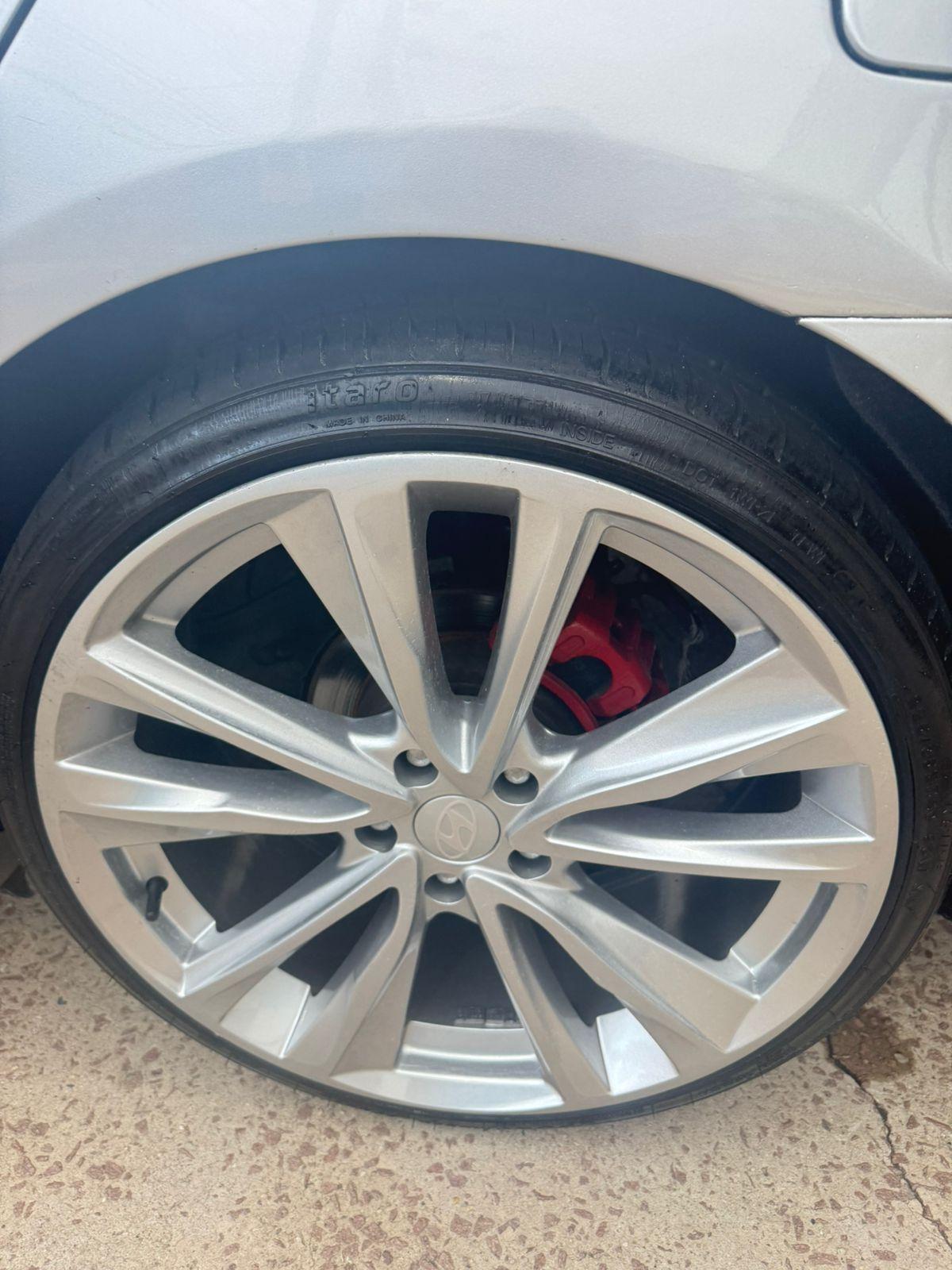 HYUNDAI Sonata - Miniatura