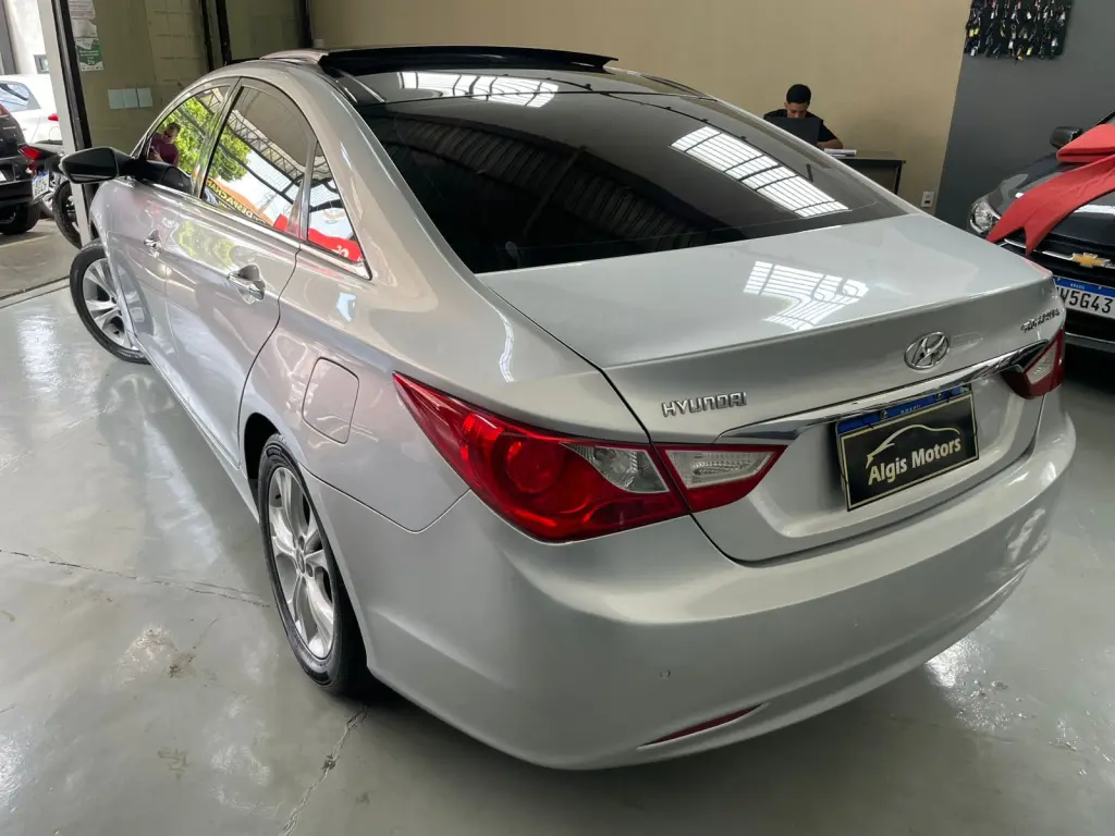 HYUNDAI Sonata - Foto