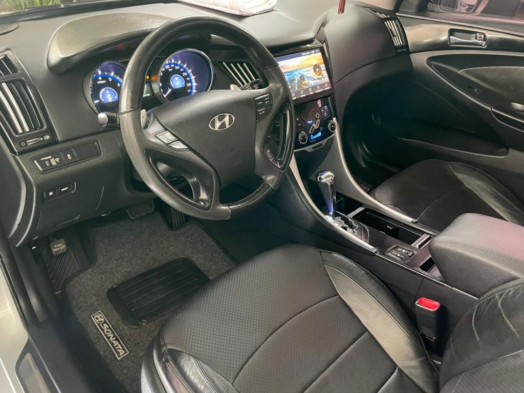 HYUNDAI Sonata - Foto