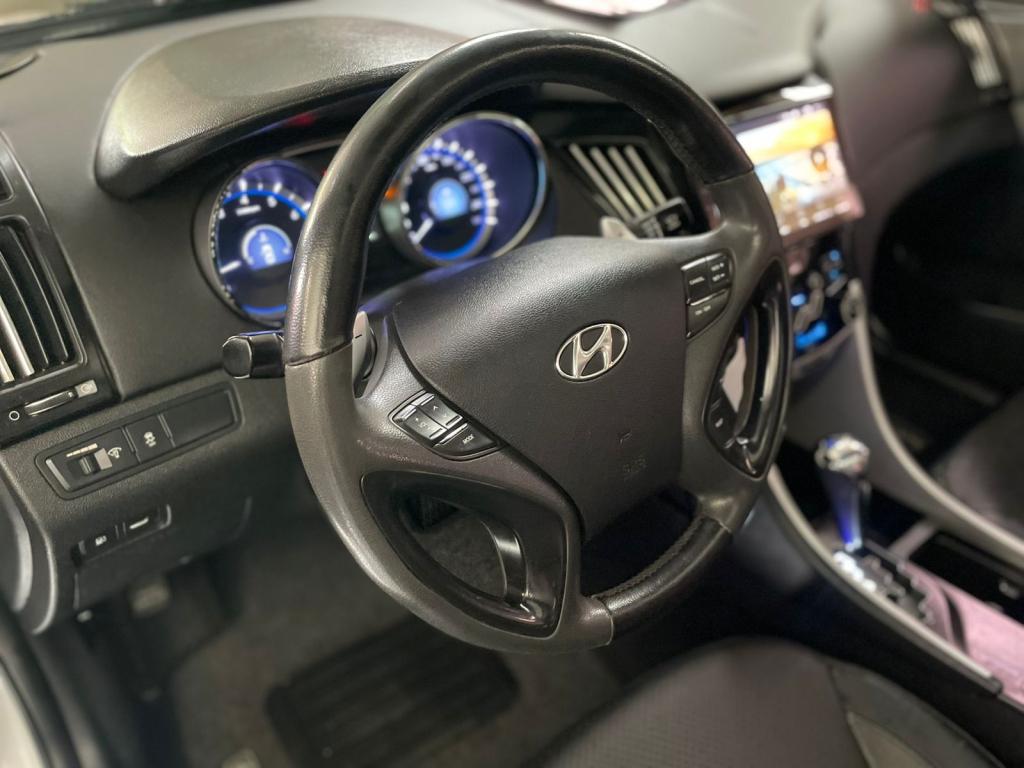 HYUNDAI Sonata - Foto