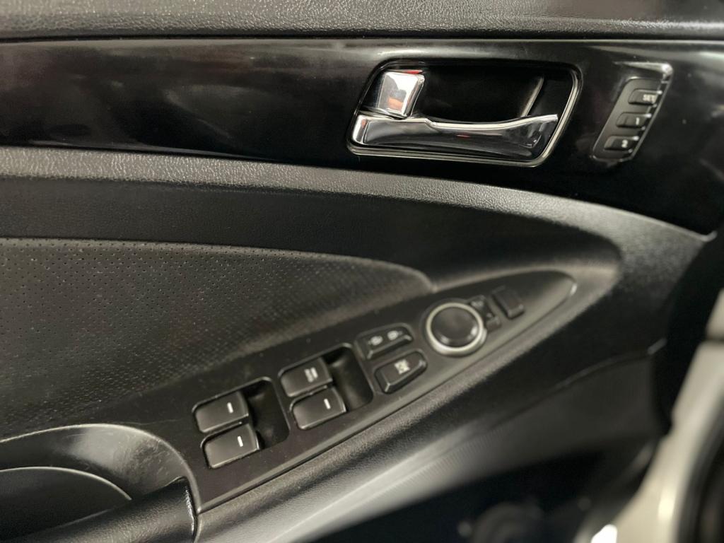 HYUNDAI Sonata - Foto