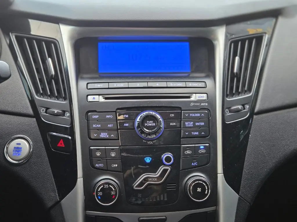 HYUNDAI Sonata - Foto