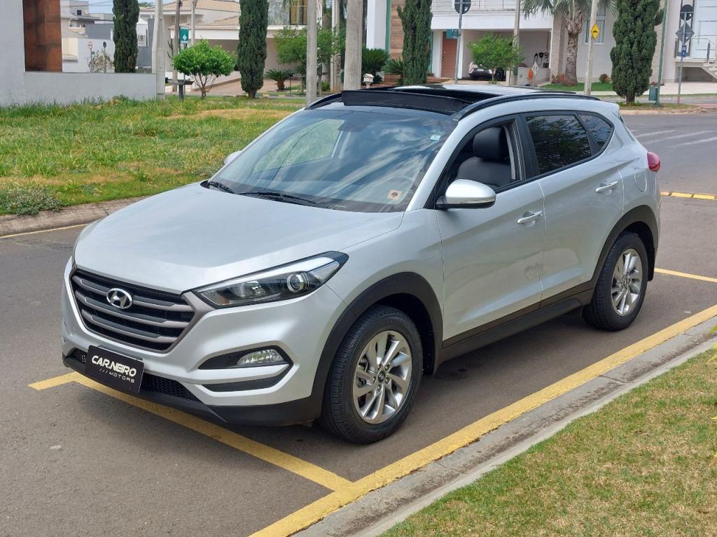 HYUNDAI Tucson - Foto